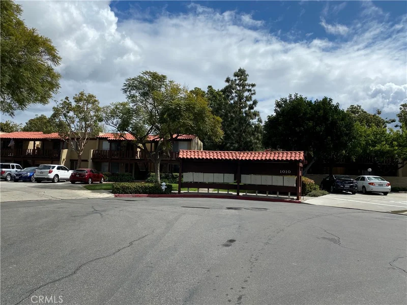 1000 Macarthur #130, Santa Ana, CA 92707