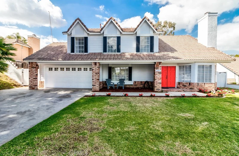 11817 Creighton, Riverside, CA 92505