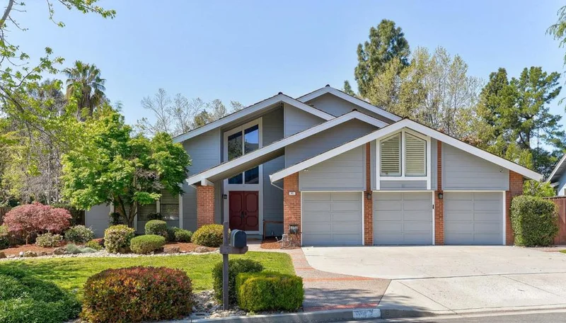 42 Amorok, Fremont, CA 94539