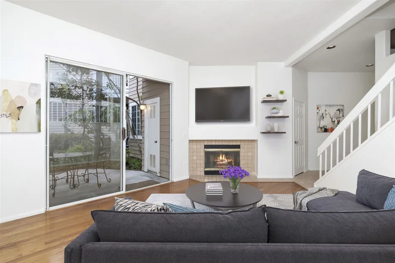 8585 Via Mallorca #31, La Jolla, CA 92037