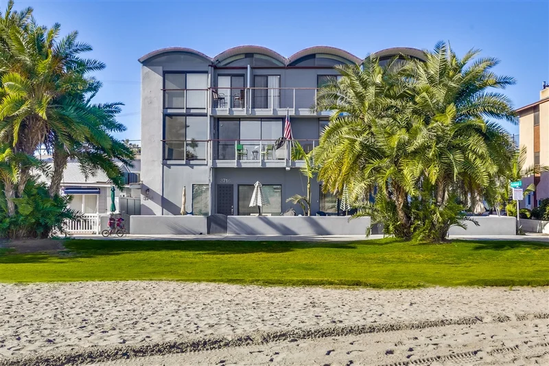 849 Portsmouth Ct, San Diego, CA 92109