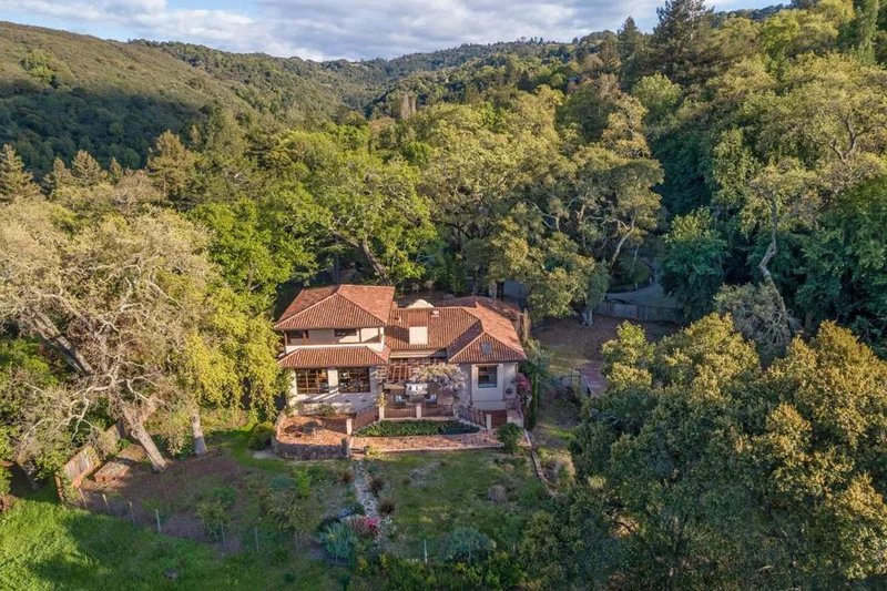 1036 Los Trancos, Portola Valley, CA 94028