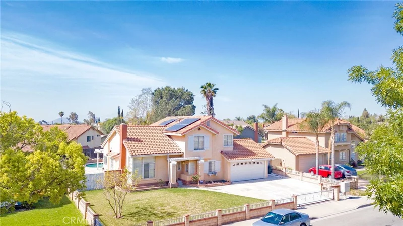 1031 Etiwanda, Rialto, CA 92376