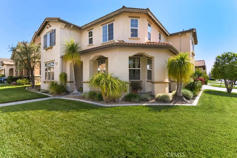 302 Baker Privado, Ontario, CA 91764