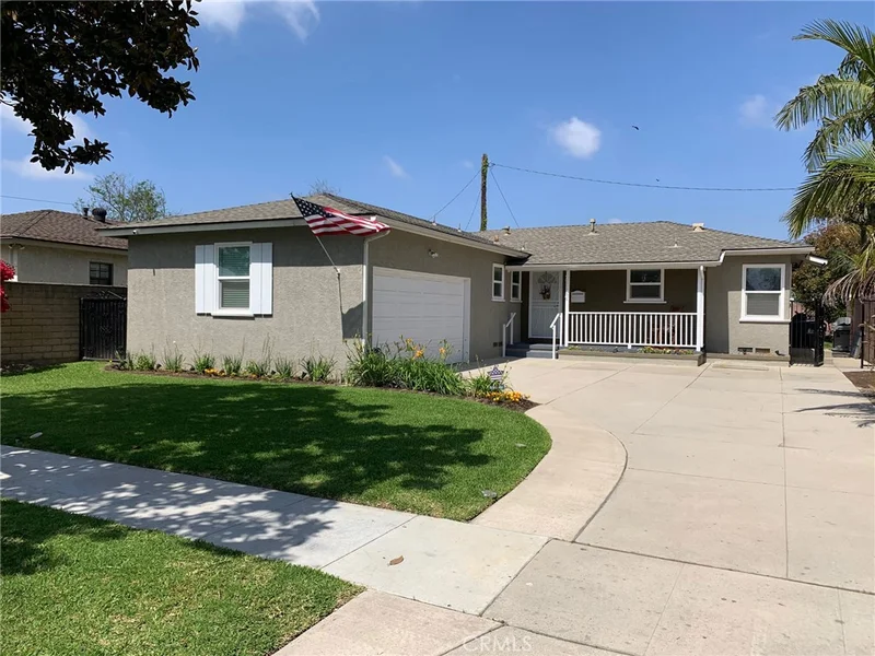 2711 Rutgers, Long Beach, CA 90815