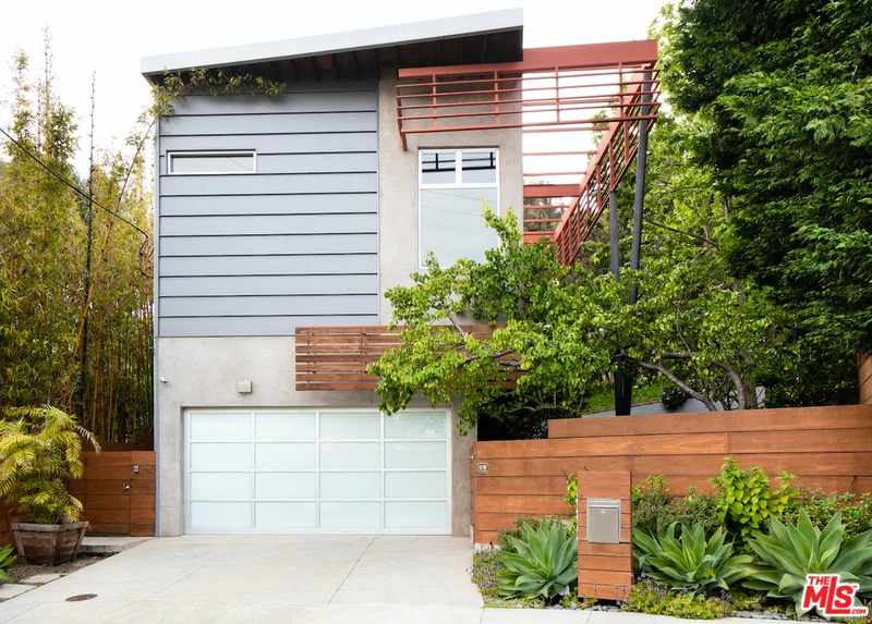 562 Stassi, Santa Monica, CA 90402