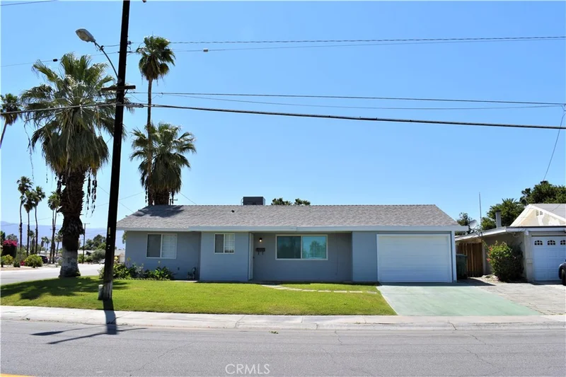42845 Warner, Palm Desert, CA 92211