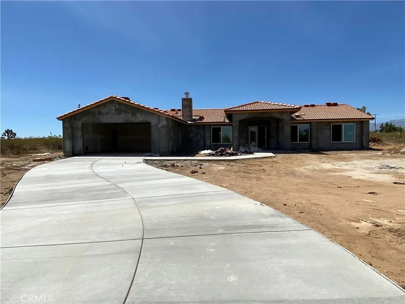 7755 7th, Phelan, CA 92371