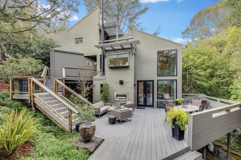 190 College, Los Gatos, CA 95030