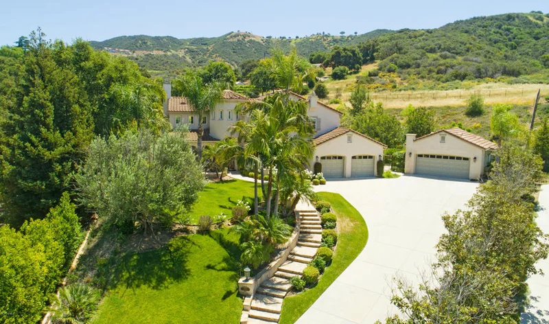 2570 Via Siena, Newbury Park, CA 91320
