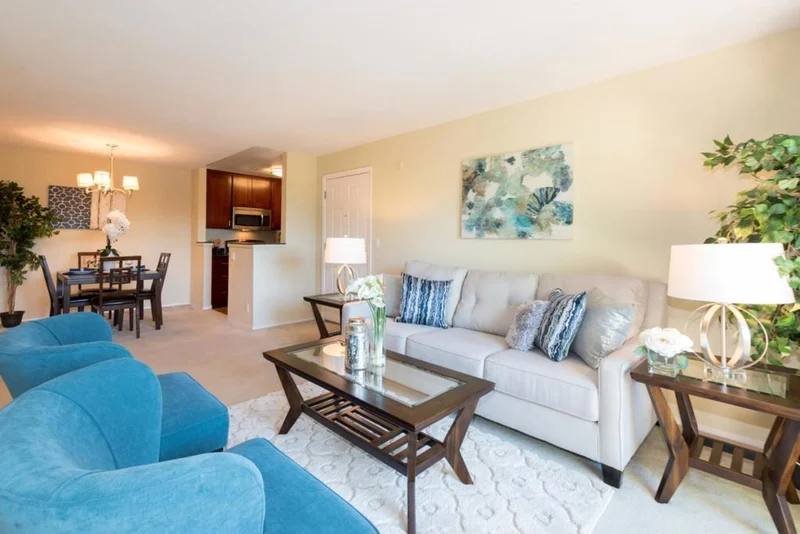 1042 Yarwood, San Jose, CA 95128