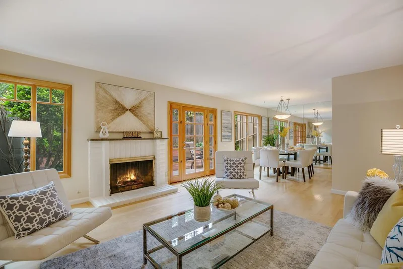 10100 Firwood, Cupertino, CA 95014