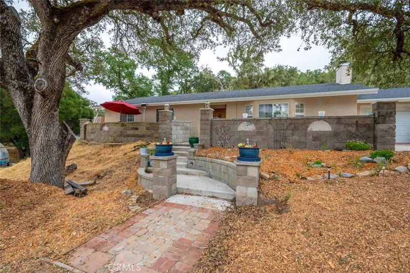 9012 Palomar, Atascadero, CA 93422