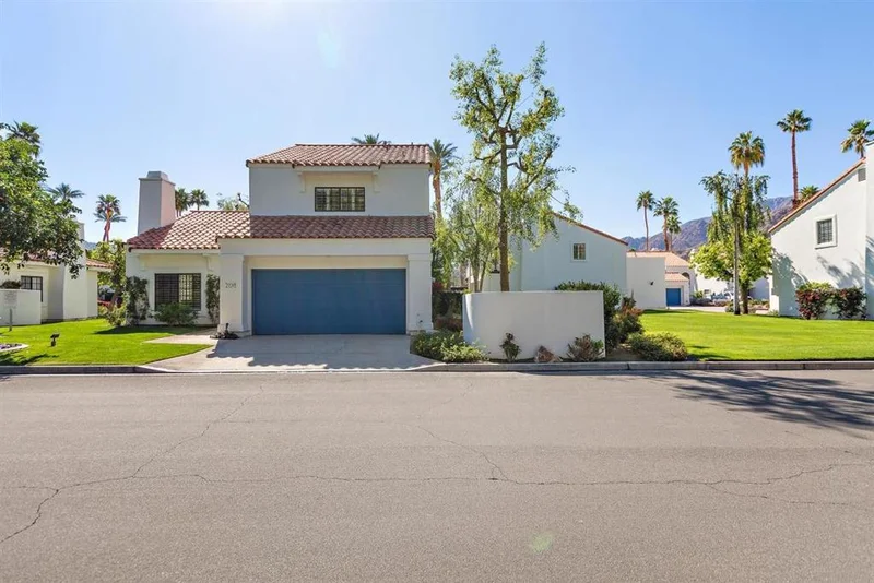 77329 Avenida Fernando, La Quinta, CA 92253