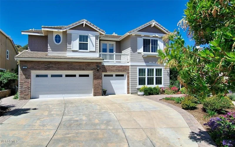 1249 Vintage Oak, Simi Valley, CA 93063