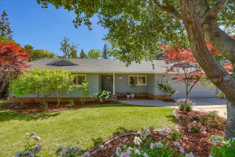 621 Parma, Los Altos, CA 94024