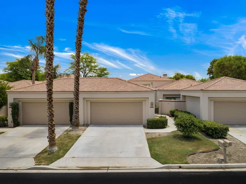 54576 Oak Tree #A106, La Quinta, CA 92253