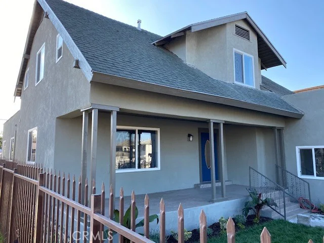 8805 Normandie, Los Angeles, CA 90044