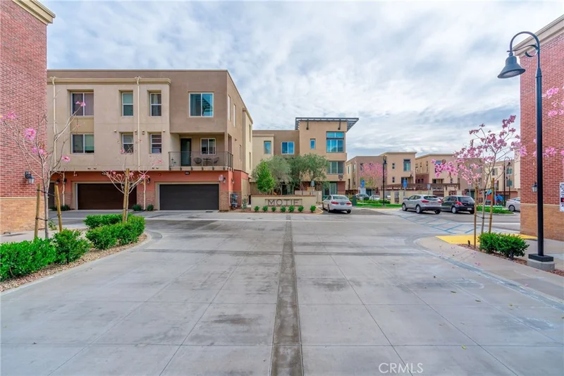 422 Route 66 #55, Glendora, CA 91740