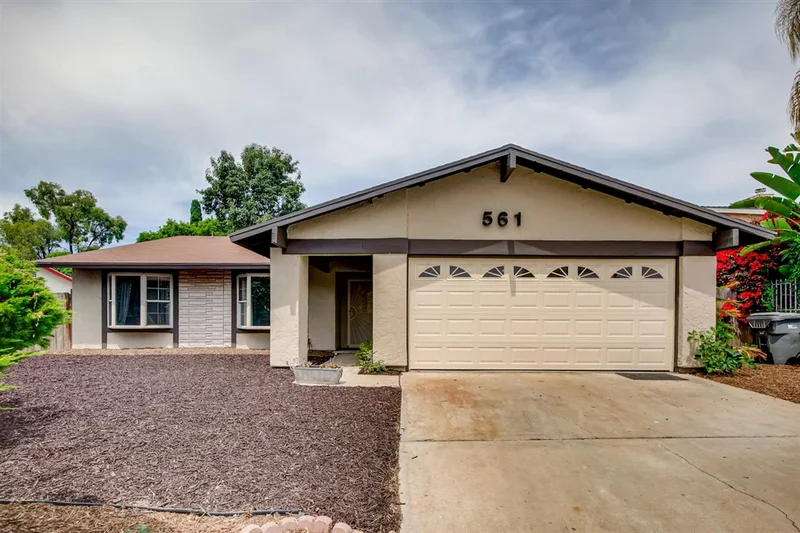 561 Charles Dr, Oceanside, CA 92057