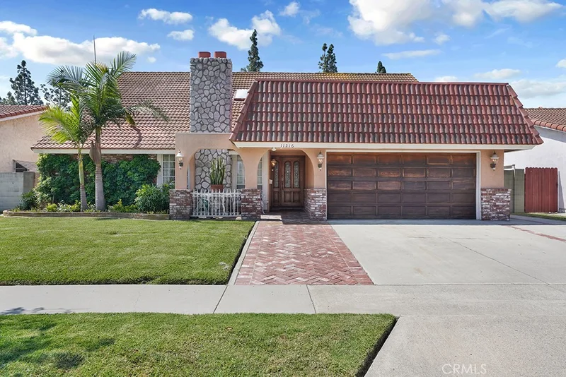 11216 Park, Cerritos, CA 90703