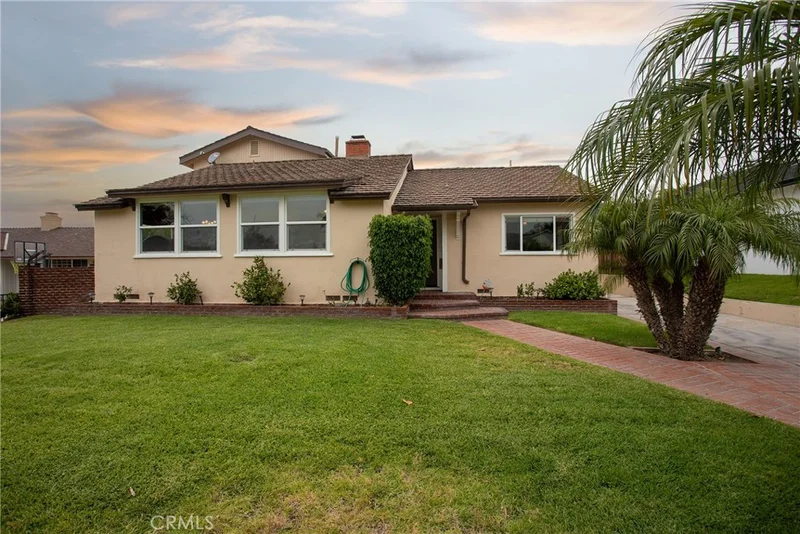 631 Andover, Burbank, CA 91504