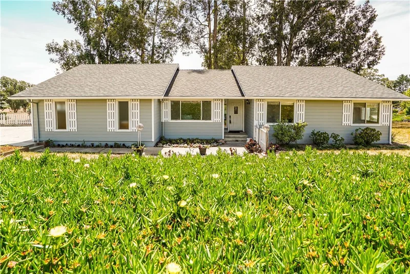 2575 Woodland Hills, Arroyo Grande, CA 93420