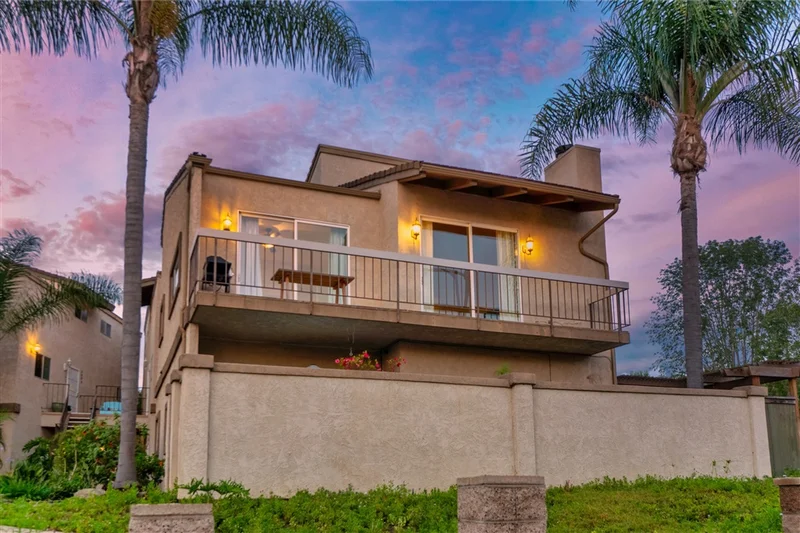 3004 La Costa Ave #B, Carlsbad, CA 92009