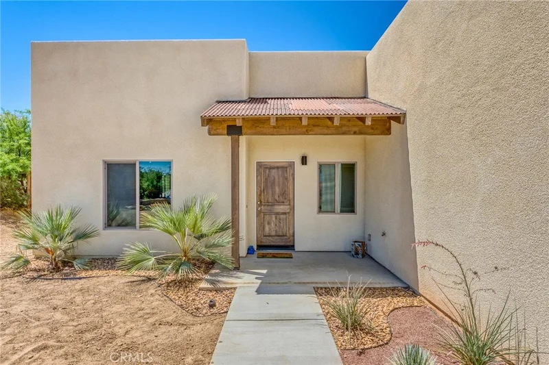 8850 San Vicente, Yucca Valley, CA 92284