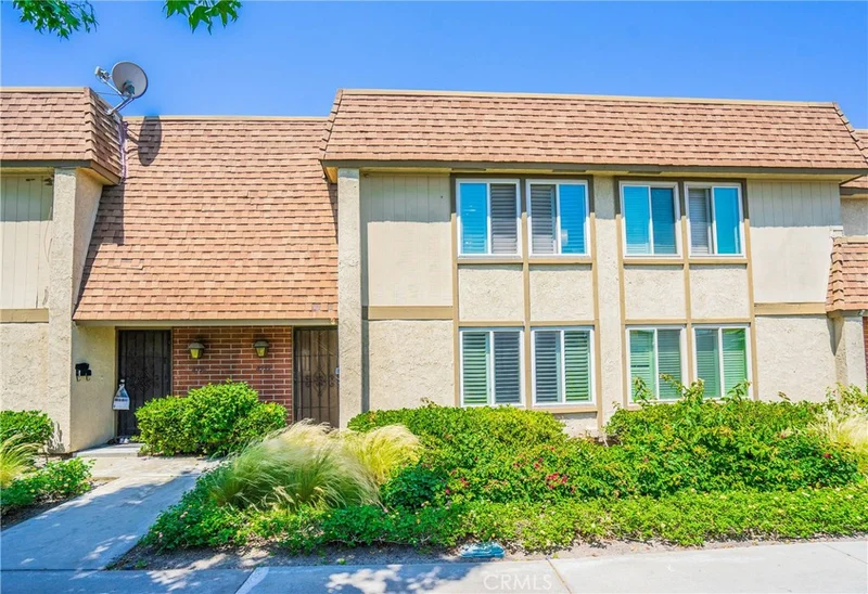 8592 Santa Margarita, La Palma, CA 90623