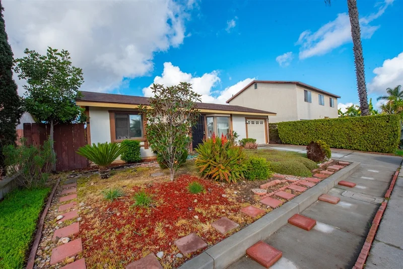 10442 Londonderry, San Diego, CA 92126