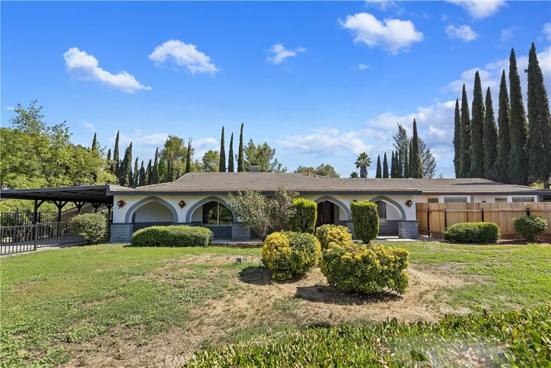 18545 Hibiscus, Riverside, CA 92508