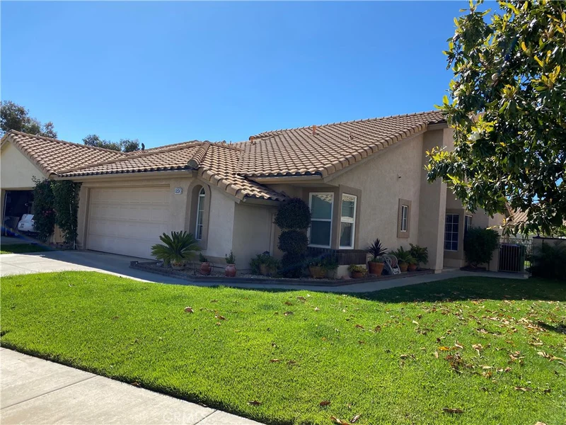 890 Oakland Hills, Banning, CA 92220