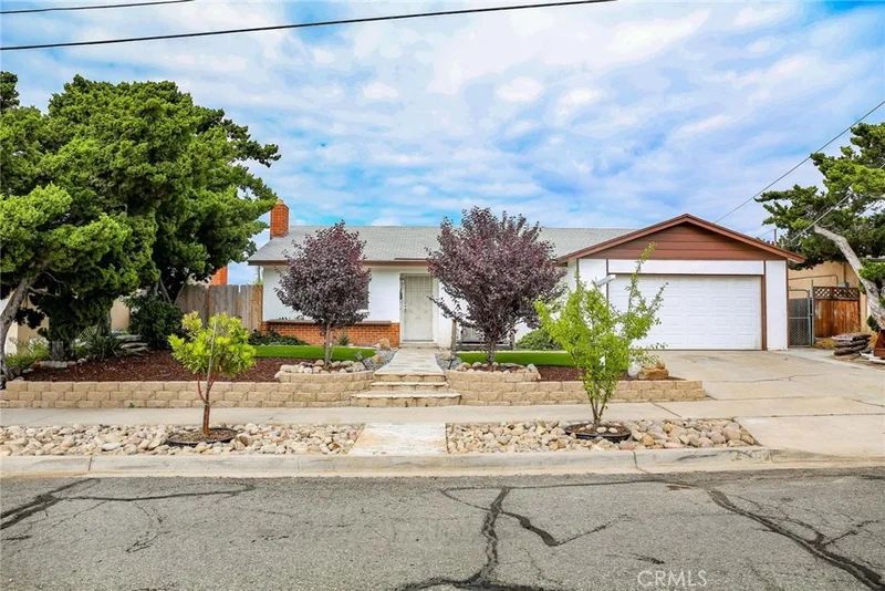 8525 Matterhorn, Santee, CA 92071