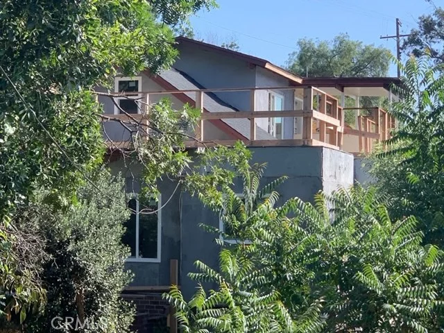 4337 O'Neill, El Sereno, CA 90032