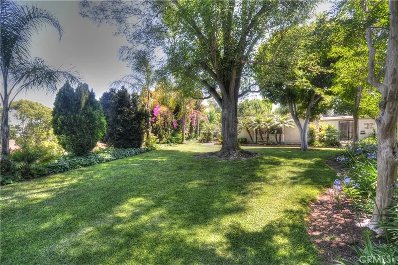 419 Avenida Castilla #B, Laguna Woods, CA 92637