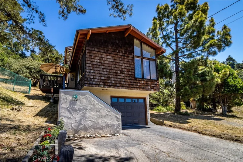 789 Cornwall, Cambria, CA 93428