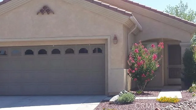 10467 Silverwood, Apple Valley, CA 92308