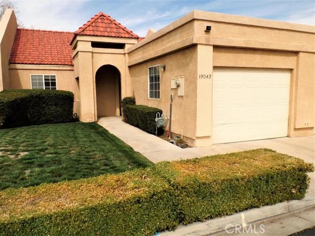 19042 Primrose, Apple Valley, CA 92308