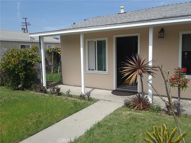 12313 222nd, Hawaiian Gardens, CA 90716