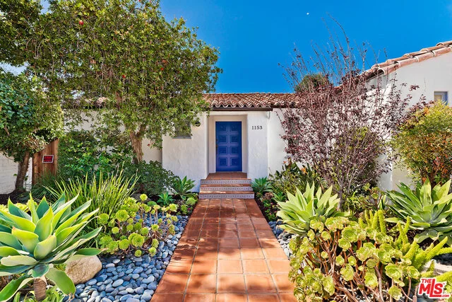 1153 Daniels, Los Angeles, CA 90035