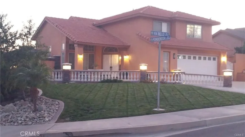 2549 Via Bello, Rialto, CA 92377