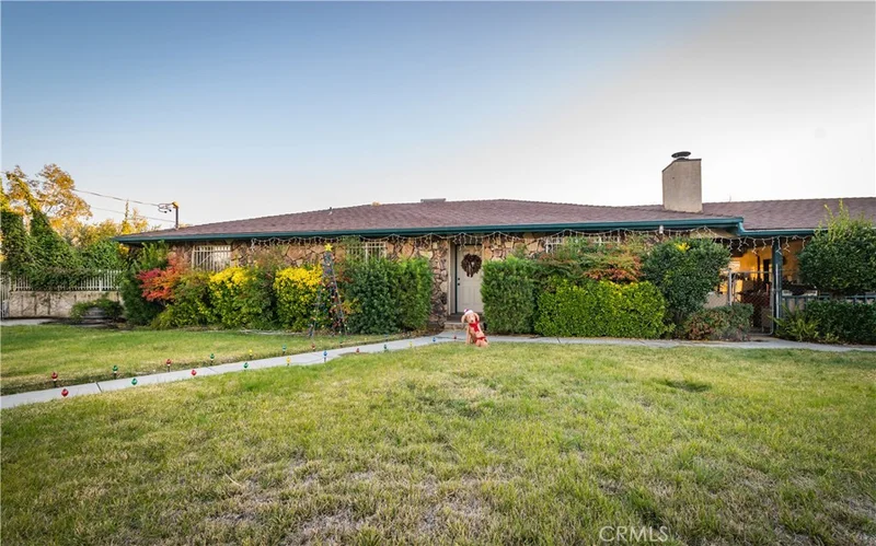 42145 Crest, Hemet, CA 92544