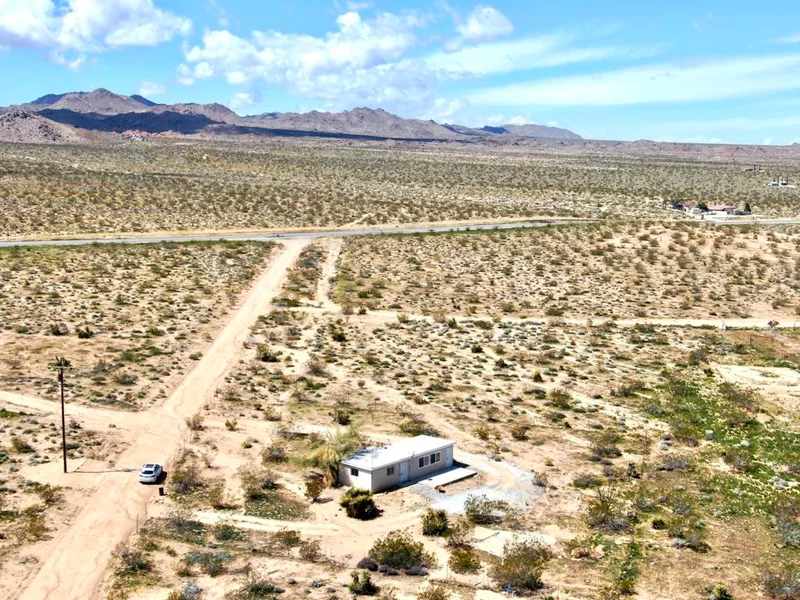 55150 Gleason, Landers, CA 92285