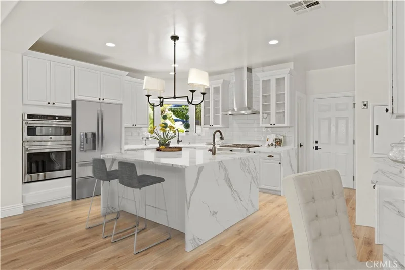 901 Cliff, Newport Beach, CA 92663