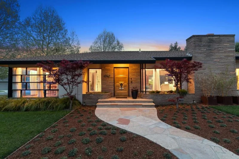 1040 Glen Echo, San Jose, CA 95125