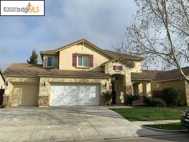 618 Beck Creek Ln, Patterson, CA 95363
