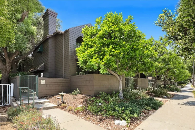 786 California #2, Pasadena, CA 91106