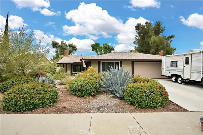 8829 Continental, Riverside, CA 92504