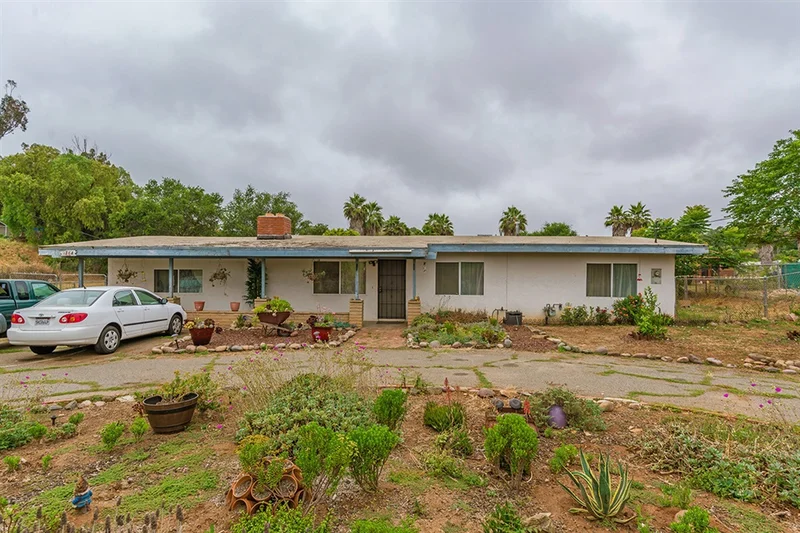1864 Twin Oaks Valley Rd, San Marcos, CA 92069